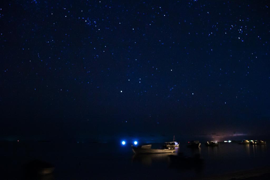 Alvi Star Inn Thulhaadhoo Exterior photo